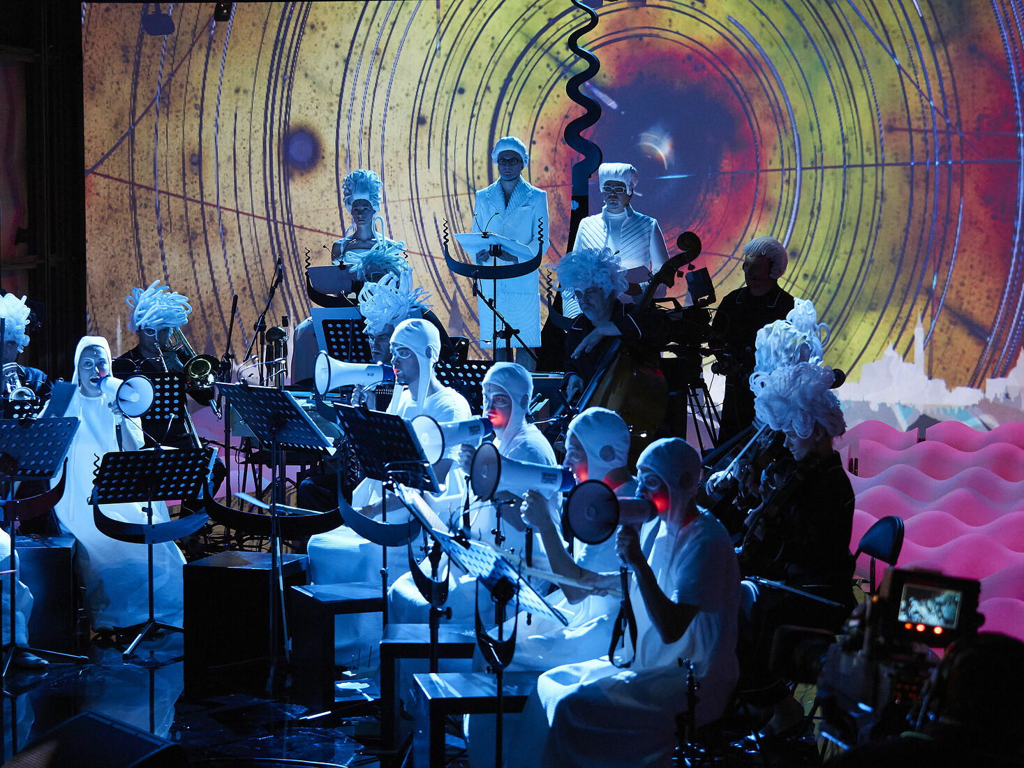 OLYMPUS DIGITAL CAMERA         